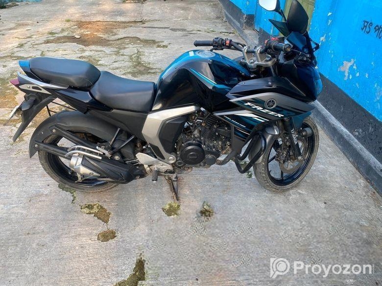 Yamaha Fazer . 2019