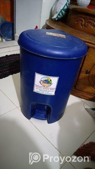 ময়লার ডাস্টবিন নতুন