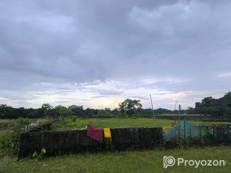 এই জয়গা টি ভাড়া দেয়া হবে