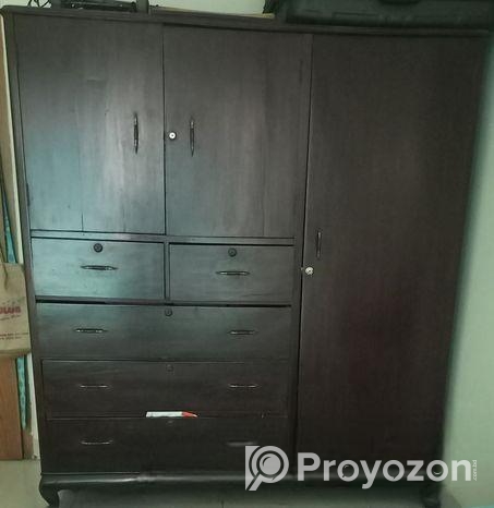 আলমারি বিক্রয়