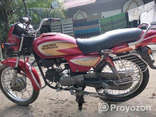 Hero Splendor Plus . 2015