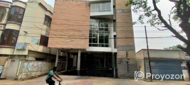 রাজশাহীতে সম্পূর্ণ রেডি ৪.৫ কাঠা জমিসহ ৬ তলা বাণিজ্যিক ভবন বিক্রয়
