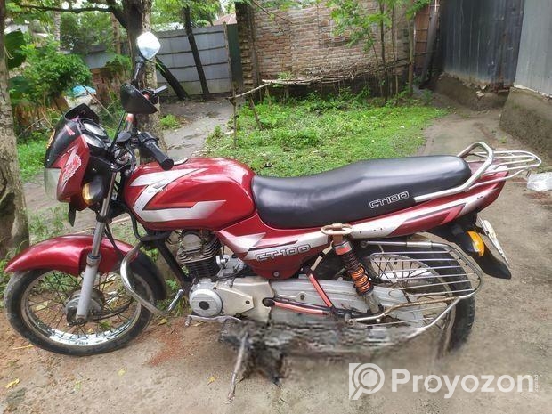 Bajaj CT 100 . 2014
