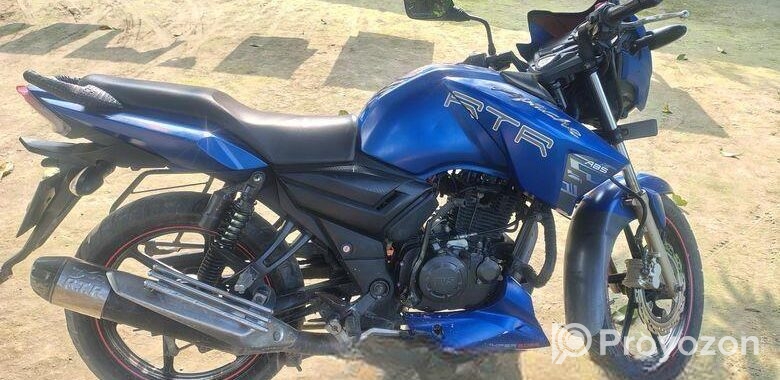 TVS APACHE RTR 150 . 2018