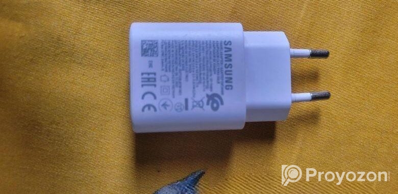 25 Watt Samsung Charger With Cable