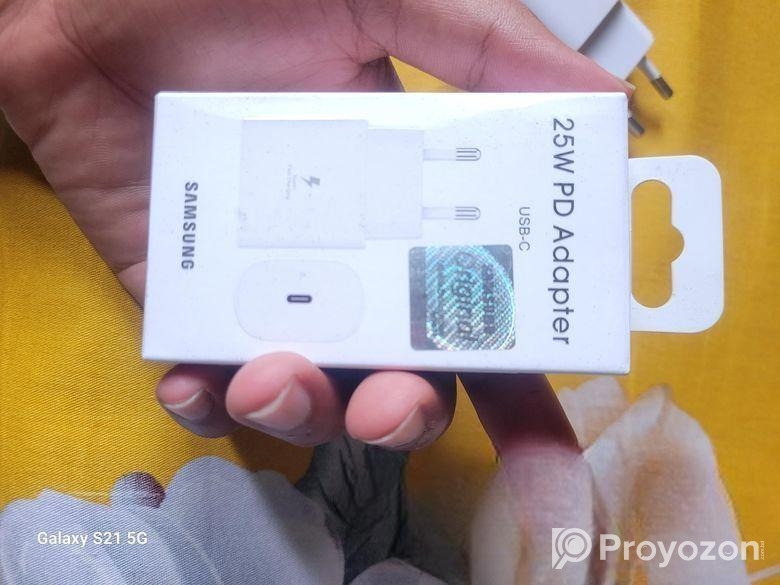 25 Watt Samsung Charger With Cable