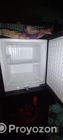 Walton fridge for sale