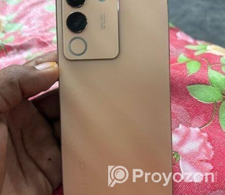 Vivo V29e 5G (Used)