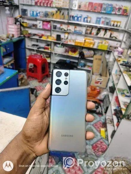 Samsung Galaxy S21 Ultra . (Used)