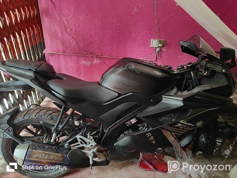 Yamaha R15 . 2021