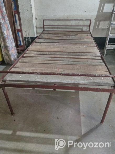 একটি সিংগেল বেড বিক্রি হবে