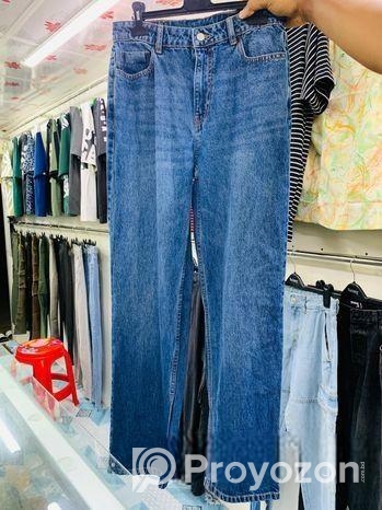 TRENDING BAGGY JEANS