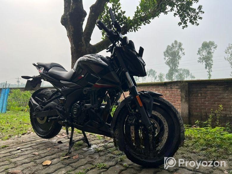 Bajaj Pulsar N 160 . 2023