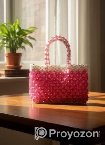 চমৎকার হ্যান্ড ব্যাগ