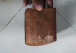 পিউর লেদারের একটা মানিব্যাগ বিক্রি হবে