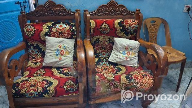 ওয়ান পিস এর দুইটা সোফা বিক্রয় হবে