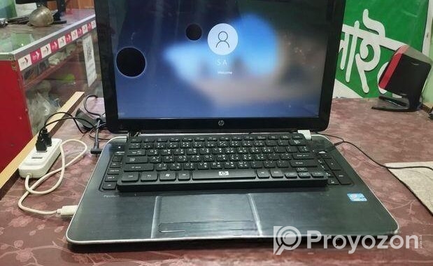 Hp pavilon,Core i3, 33rd gen,ram 4gb,hdd,500 Gb