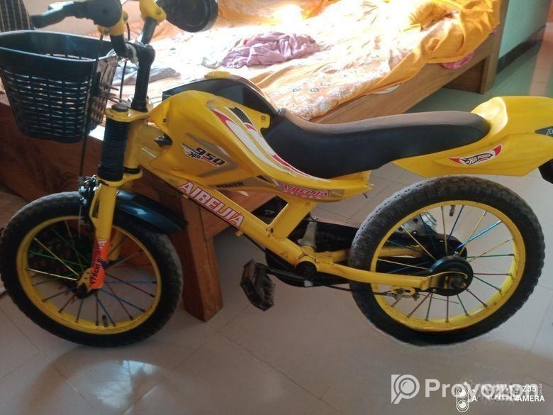 ছোটদের বাইসাইকেল বিক্রি করা হবে