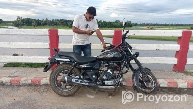 Bajaj Avenger 160 . 2023