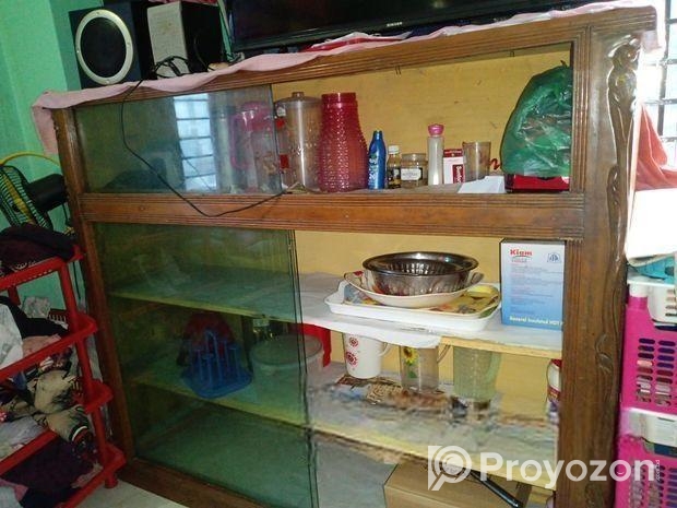 সেগুন কাঠের তৈরি আলমারি, যারা নিবেন তারা নক দিবেন