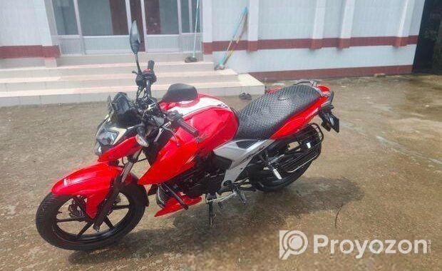 TVS Apache RTR 160 . 2023