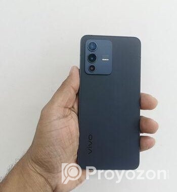 Vivo V23 8/128 (Used)
