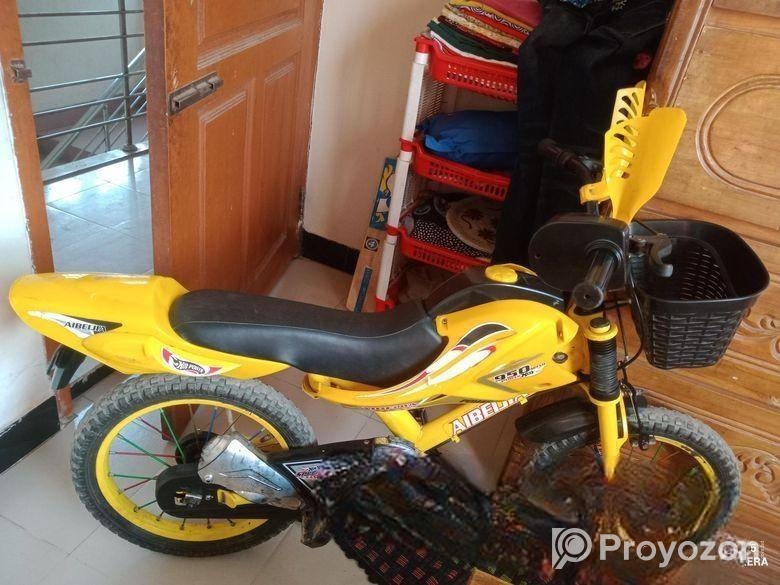 ছোটদের বাইসাইকেল বিক্রি করা হবে