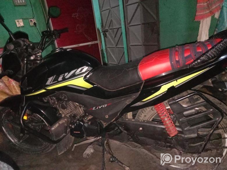 Honda Livo . 2020