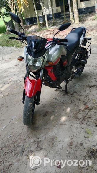 Yamaha FZS . 2010