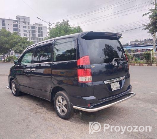 Toyota Noah x 2004
