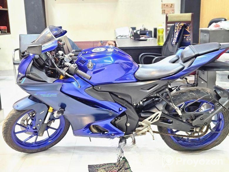 Yamaha R15 V4 2023