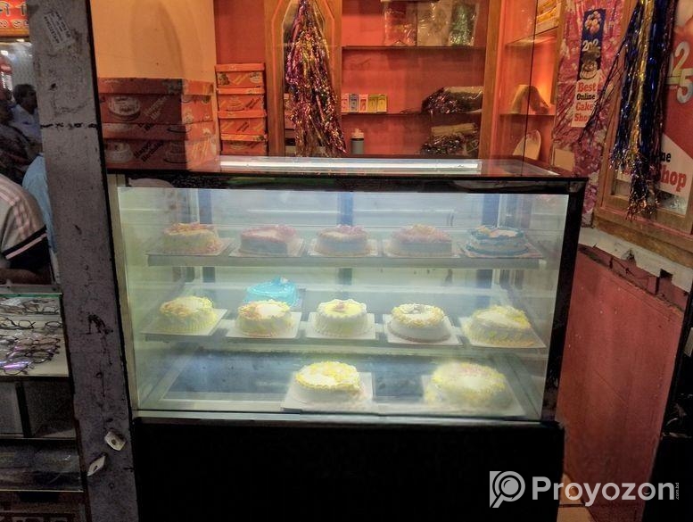 কেক এর ফ্রিজ