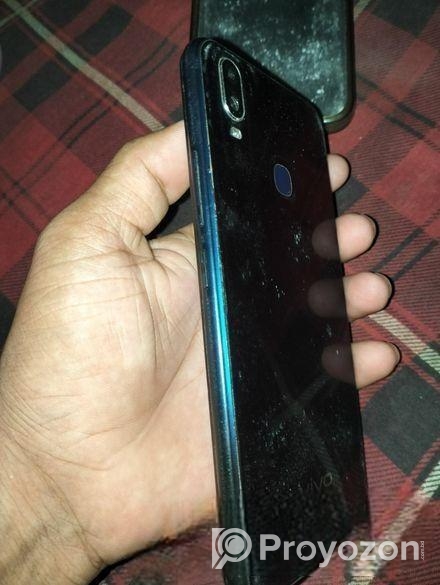 Vivo V19 . (Used)