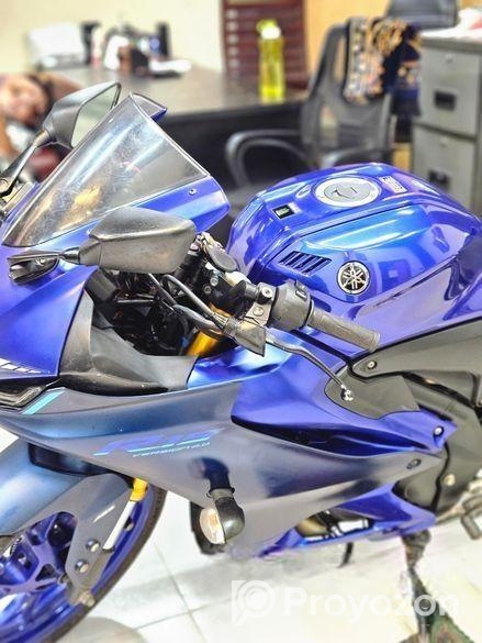 Yamaha R15 V4 2023