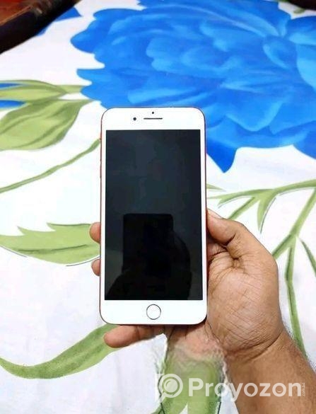 Apple iPhone 7 Plus . (Used)