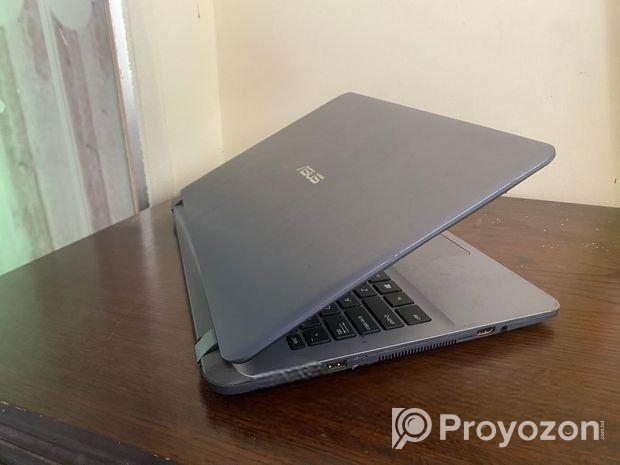 ASUS Slim Laptop//4th generation
