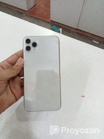 Apple iPhone 11 Pro Max . (Used)