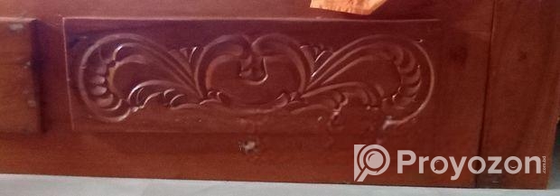 ৬/৭ ফুট বক্স খাট।