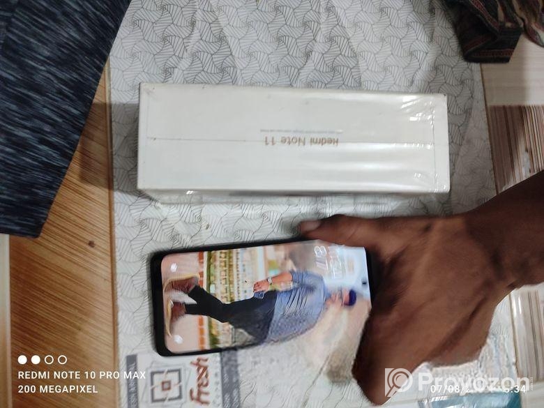 Xiaomi Redmi Note 11 . (Used)