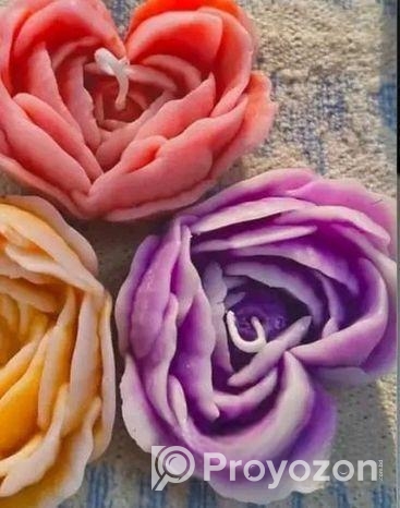 ঘরের সৌন্দর্য বাড়িয়ে তুলতে আরো নতুন মোমবাতি