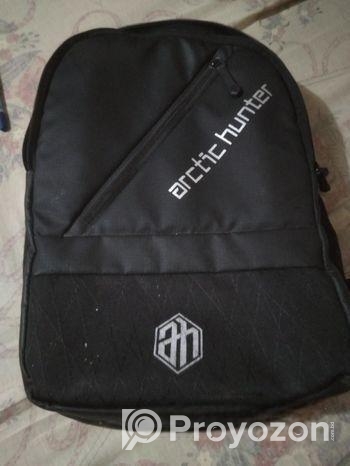 Bag (arctic hunter)