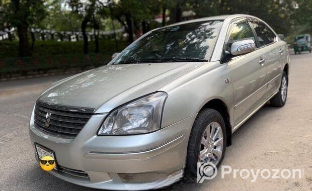 Toyota Premio silver 2004