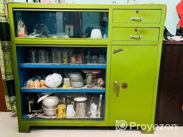 সোকেস বিক্রি হবে