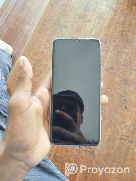 Vivo Y21T 4/128 (Used)