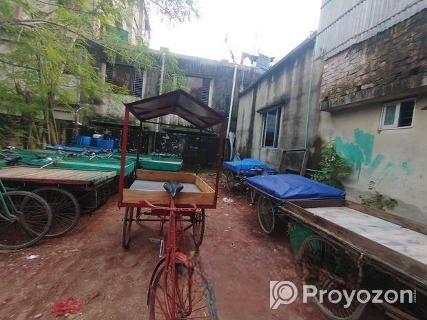 চটপটির দোকান