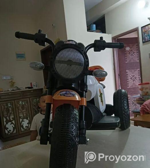 অত্যন্ত ভালো একটি গাড়ি।