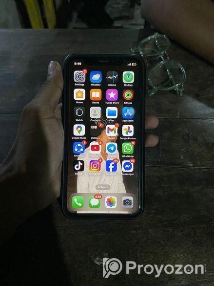 Apple iPhone XS (Used)