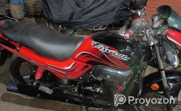 Honda CBR . 2025
