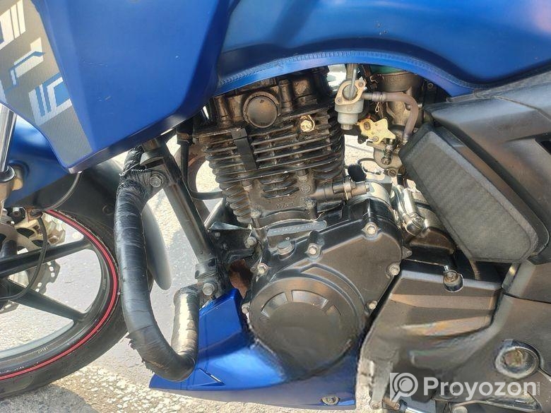 TVS APACHE RTR 150 . 2018