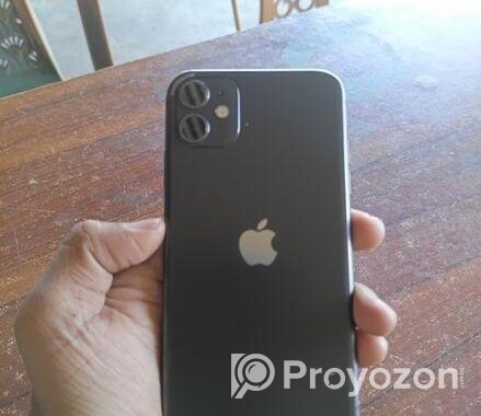 Apple iPhone 11 . (Used)